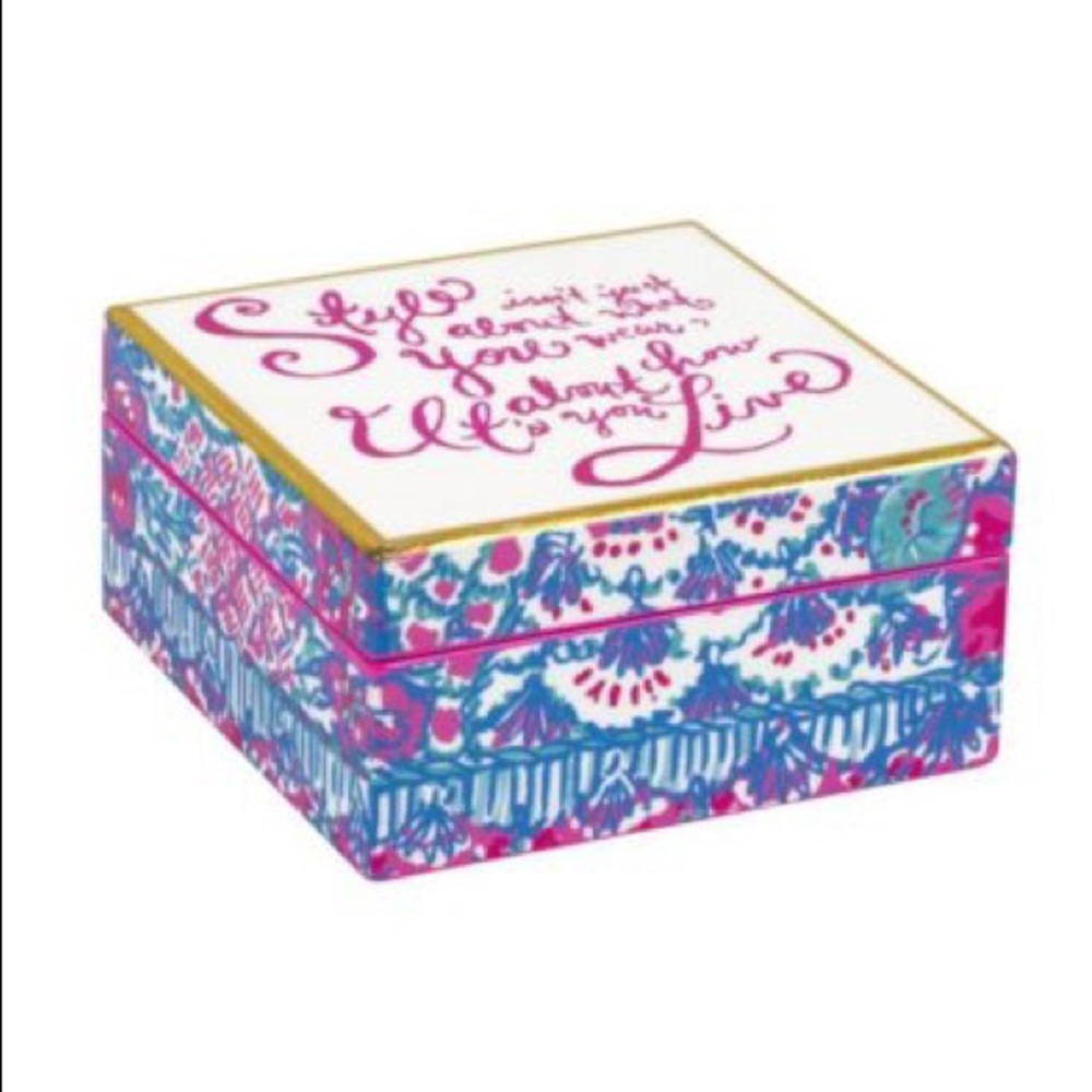 Small Lacquered Jewelry Box